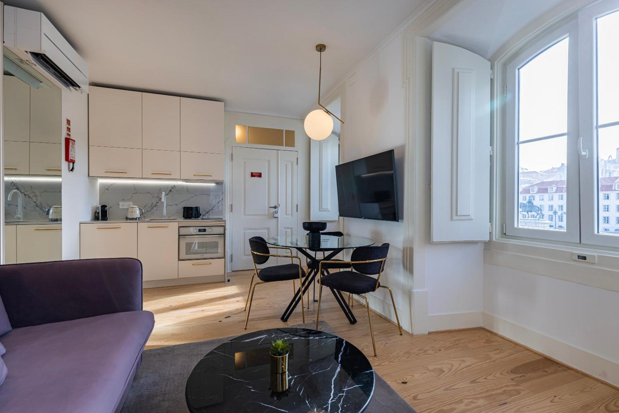 Figueira Quality Apartments By Lovelystay Lisbon Exterior photo