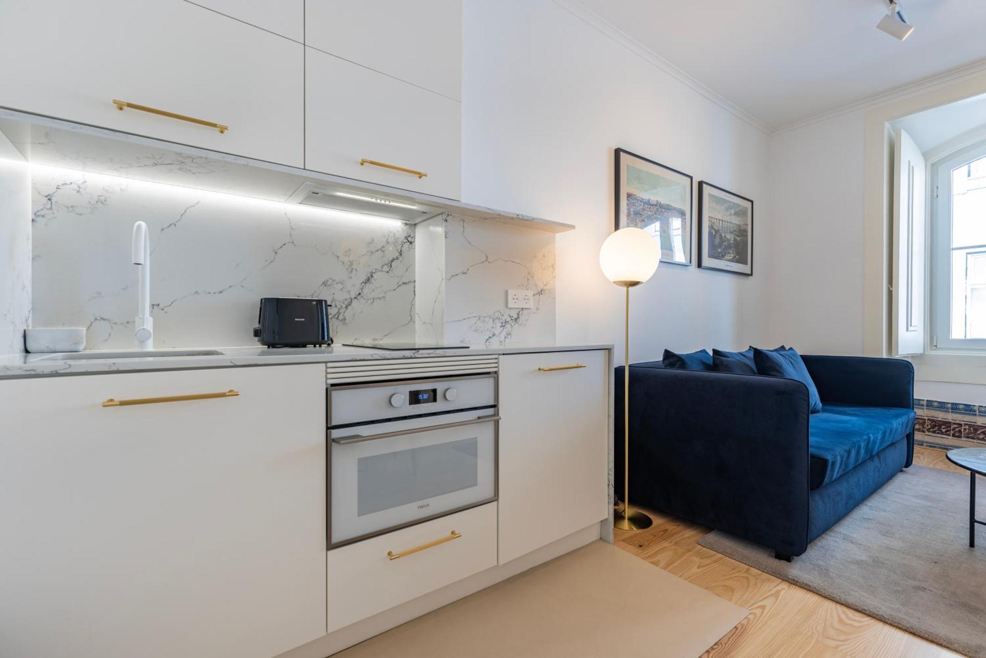 Figueira Quality Apartments By Lovelystay Lisbon Exterior photo