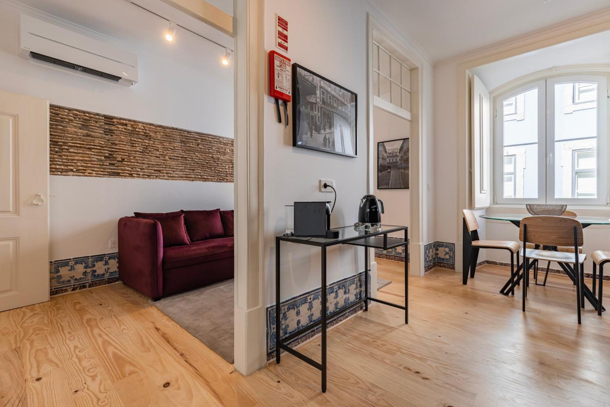 Figueira Quality Apartments By Lovelystay Lisbon Exterior photo